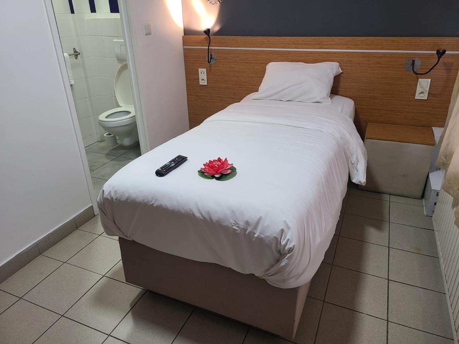 Hotel Victoire, Poitiers Gare 外观 照片